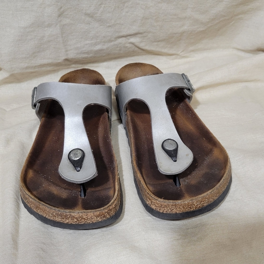 Birkenstock Women's Silver Sandals Size 39